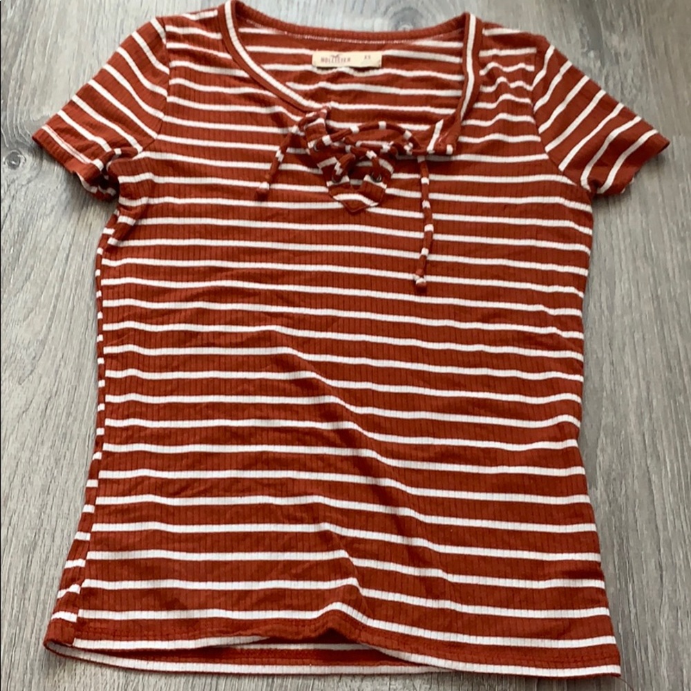 Hollister t-shirt